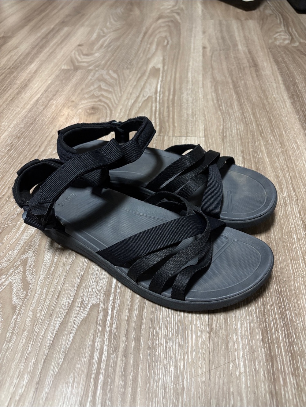 Teva Women’s Sanborn Mia Sandals Black Size 10 | Gorpcore | outdoors | hiking